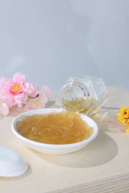 Royal Imperial Limited Fresh Daily Stewed, 5g Whole Nest in a Bottle (Trial Set! -Min 3 bottles per order)
