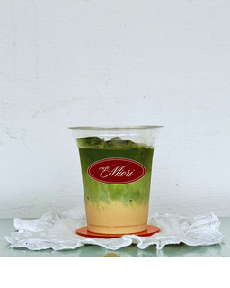Chrysanthemum Matcha Latte