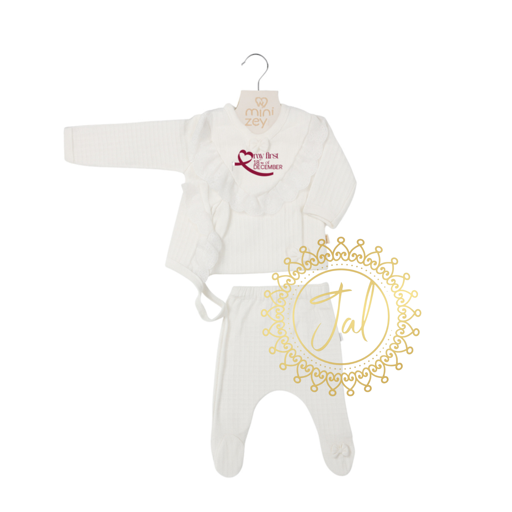 White Newborn Set with bib_1