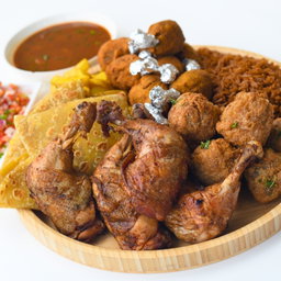 Family Feast Classic (Visitation Platter)
