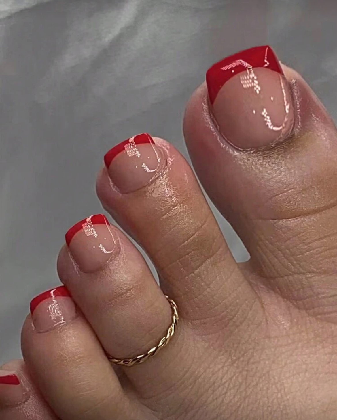 Flirty Red Tip Press Ons_0