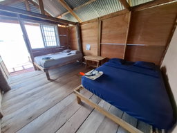 ISLA PELICANO (CABAÑAS PRIVADAS)