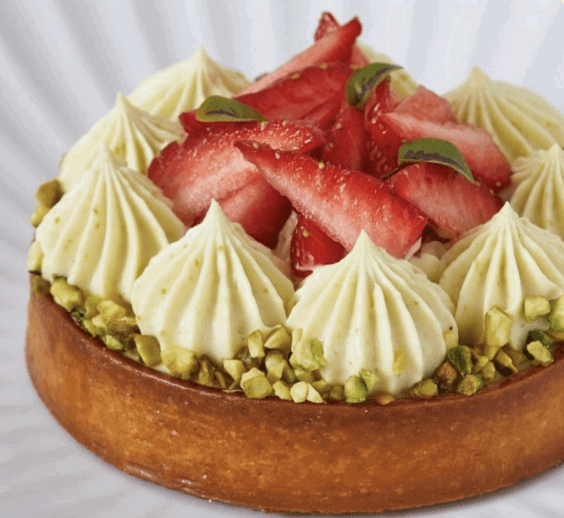 TARTE CRÈME PISTACHE & FRAISES_0