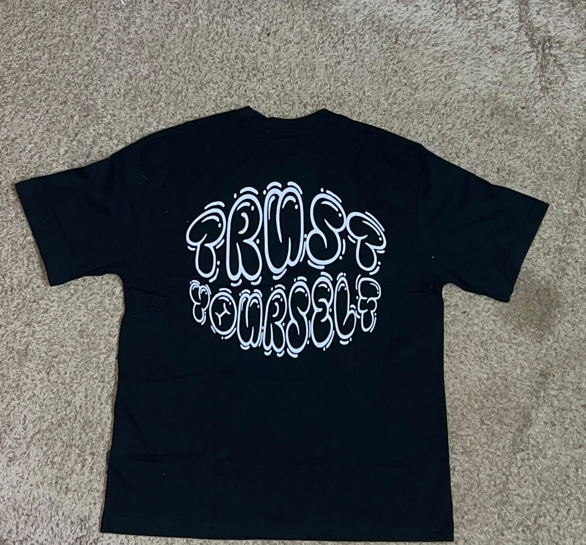 Tshirt Trust yourself_3