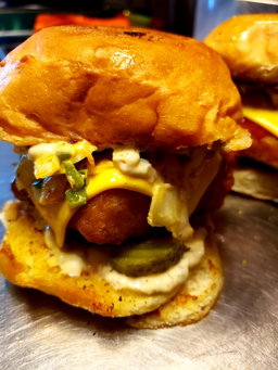 Burgers, Wraps & More