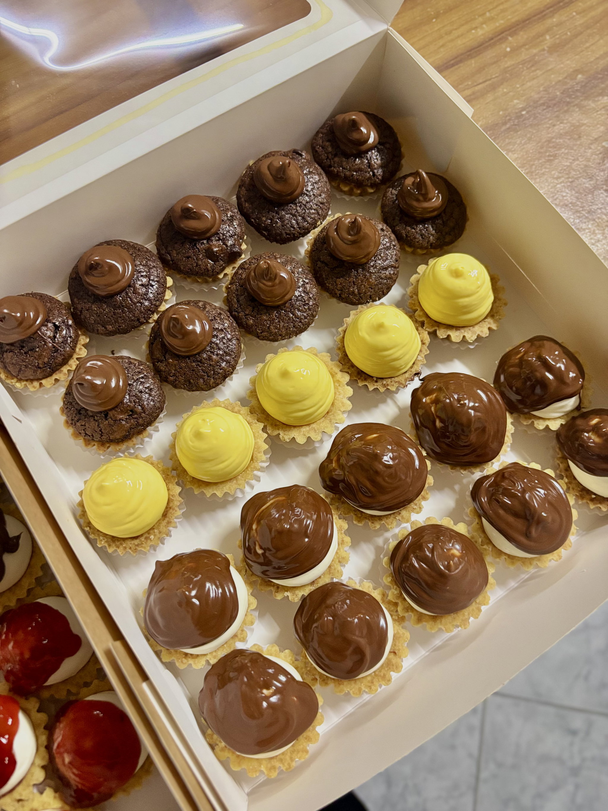 MIX Tarts (Cheese Tart - Tart Brownies - Custard Egg Tart) _0