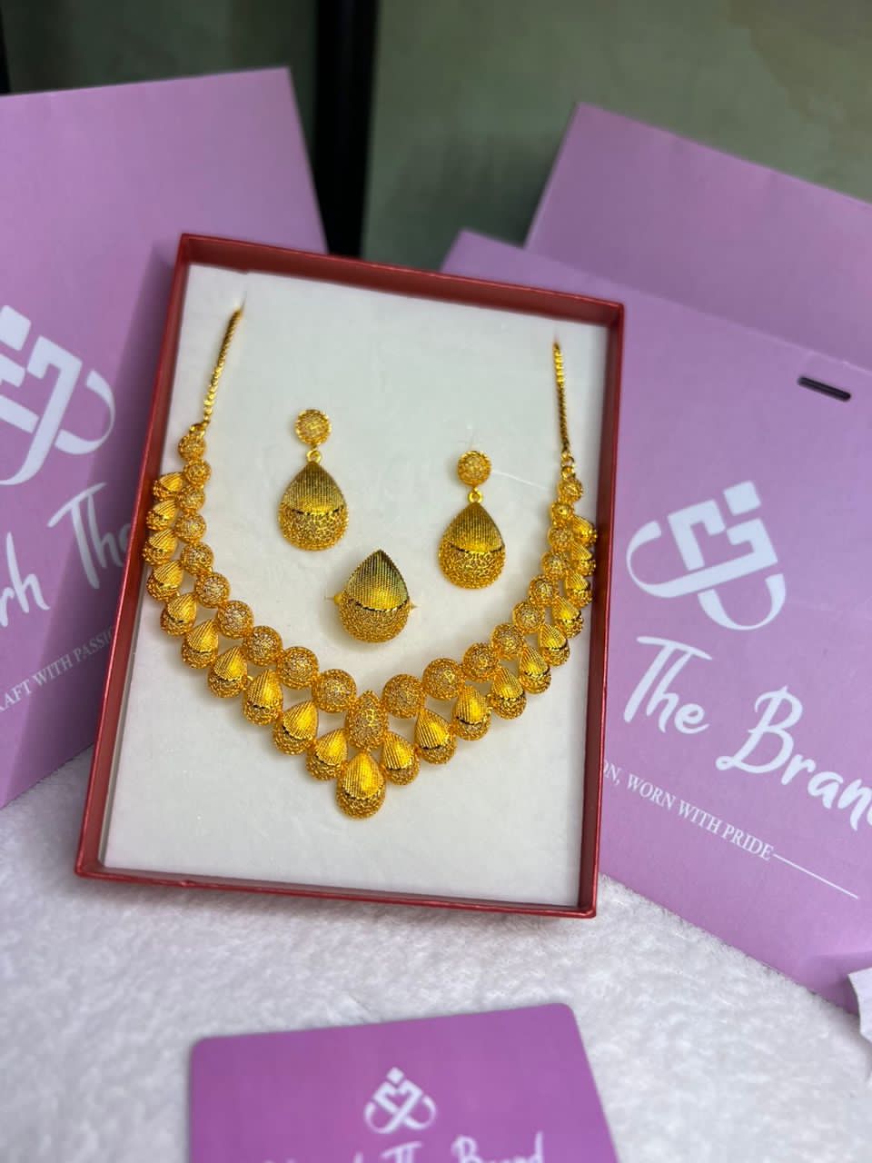 Jewelled Charm Classic Gold Plated Set