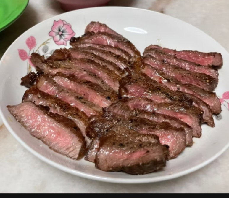 Aust Meltique Beef Striploin Steak