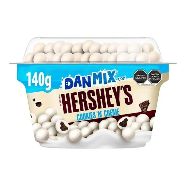 Yogurt Danmix Sabor a Cookies and Cream con Hersheys 140 g