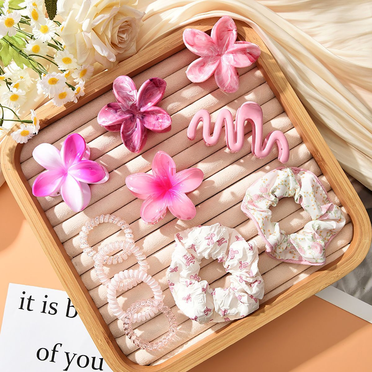 Hair clips for updos and buns set_0