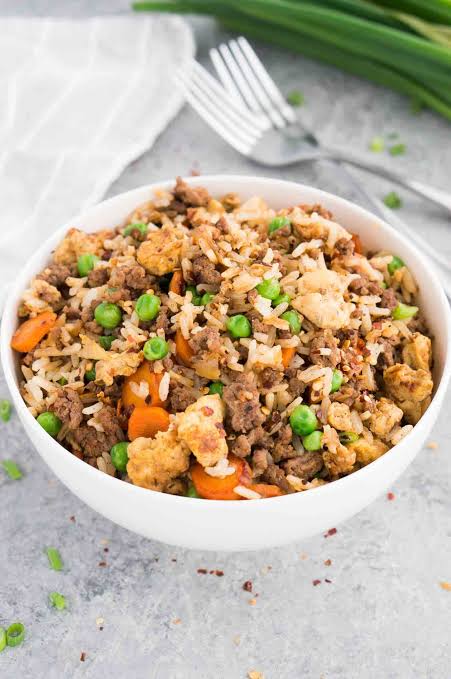 CHICKEN FRIED RICE