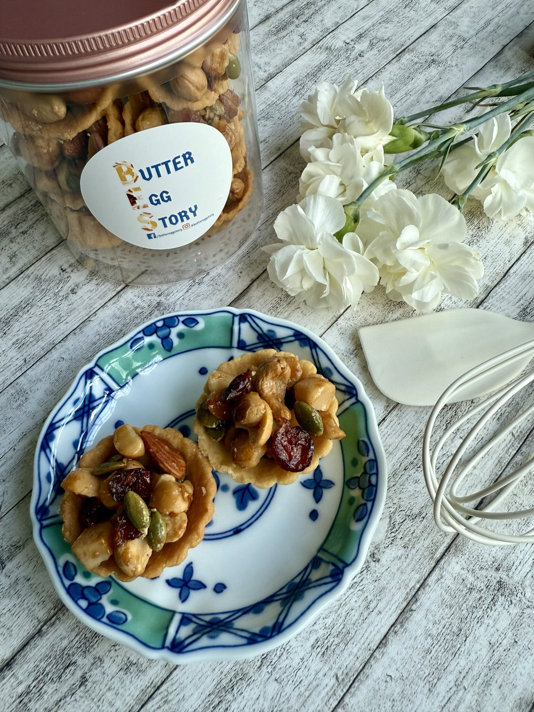 Golden Nutty Treasure Tart