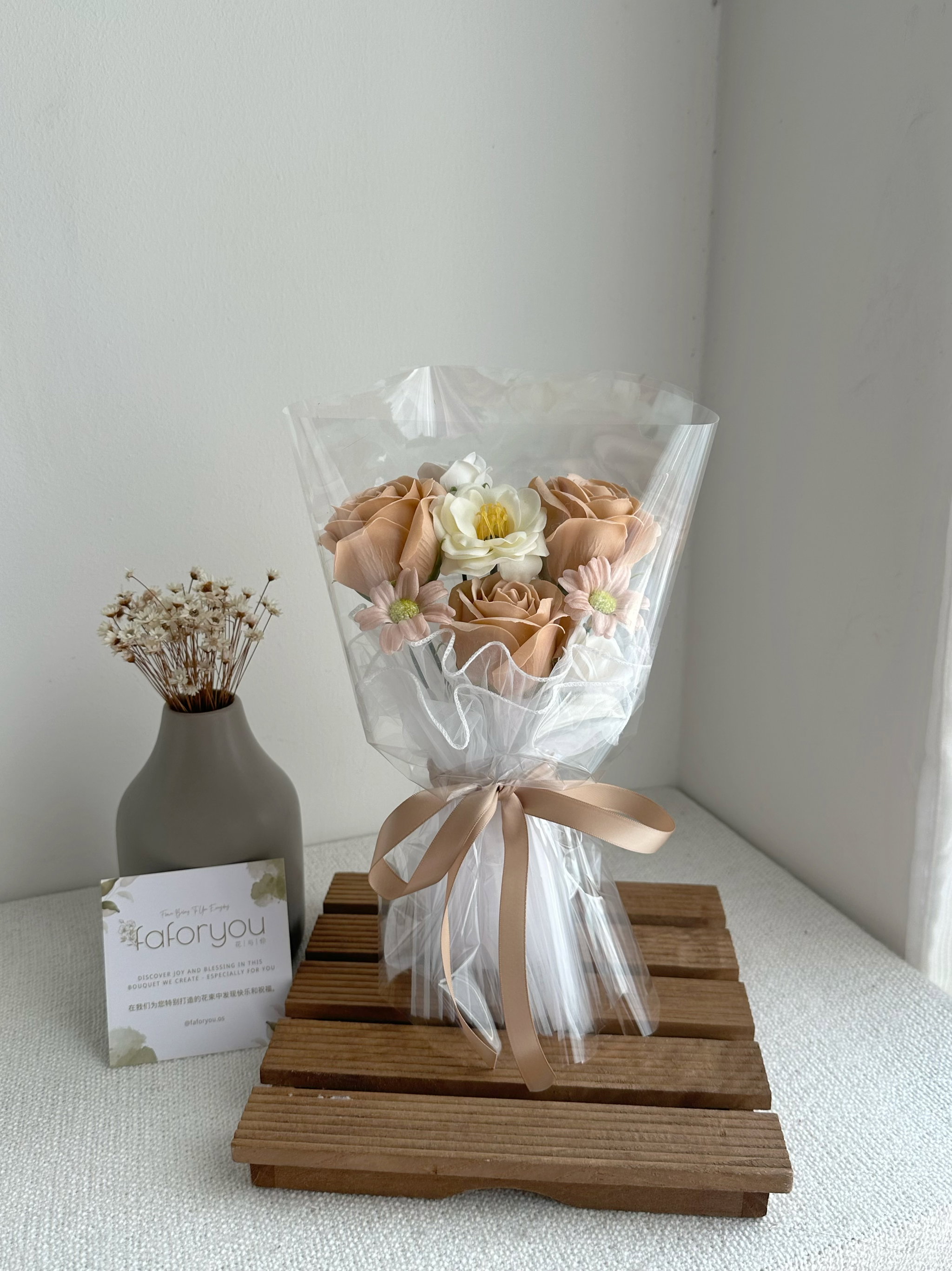 (3R022) 3 Stalk Soap Rose Mixed Bouquet _3