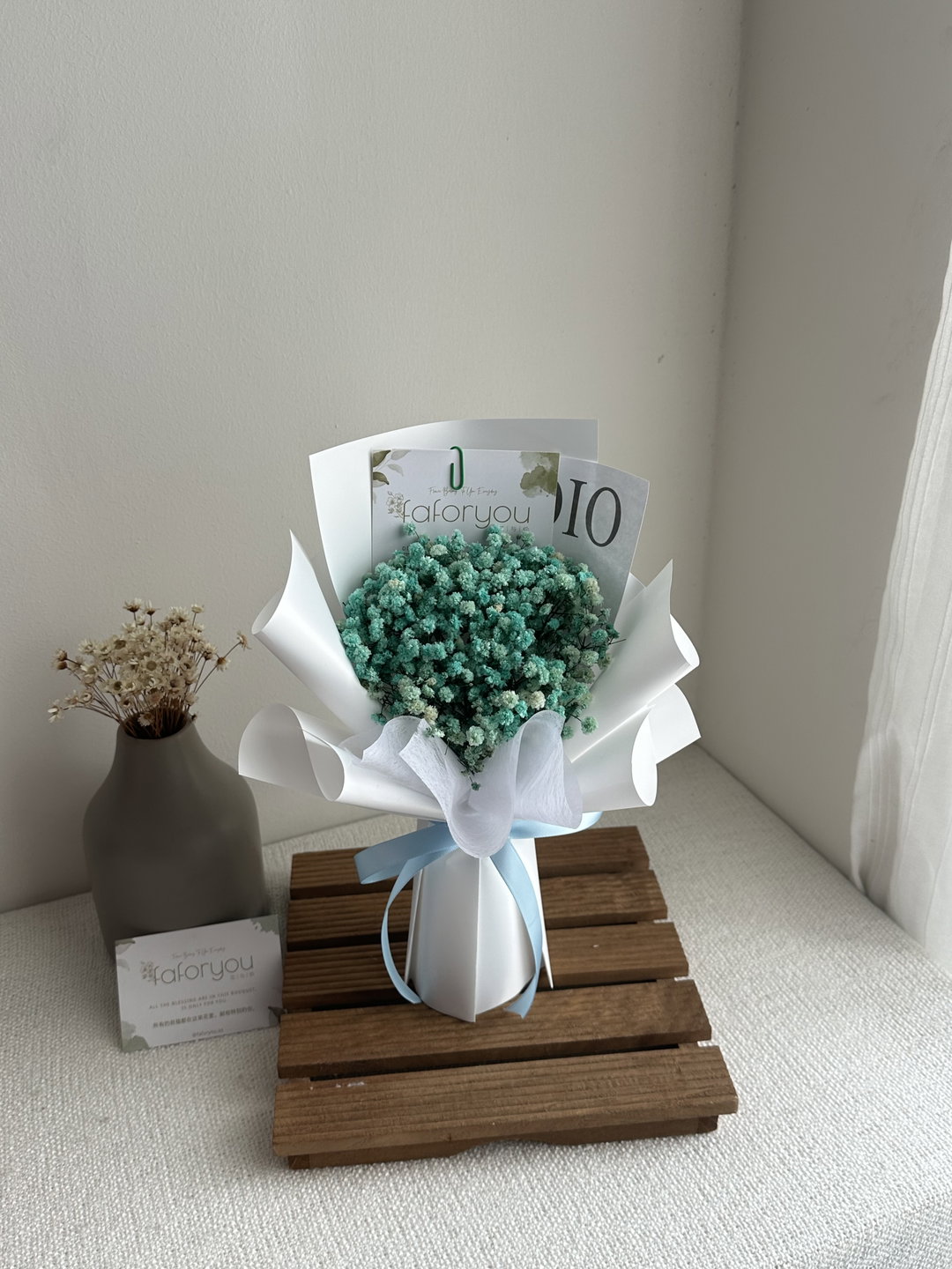 (B001) S Size Dried Baby Breath Bouquet 