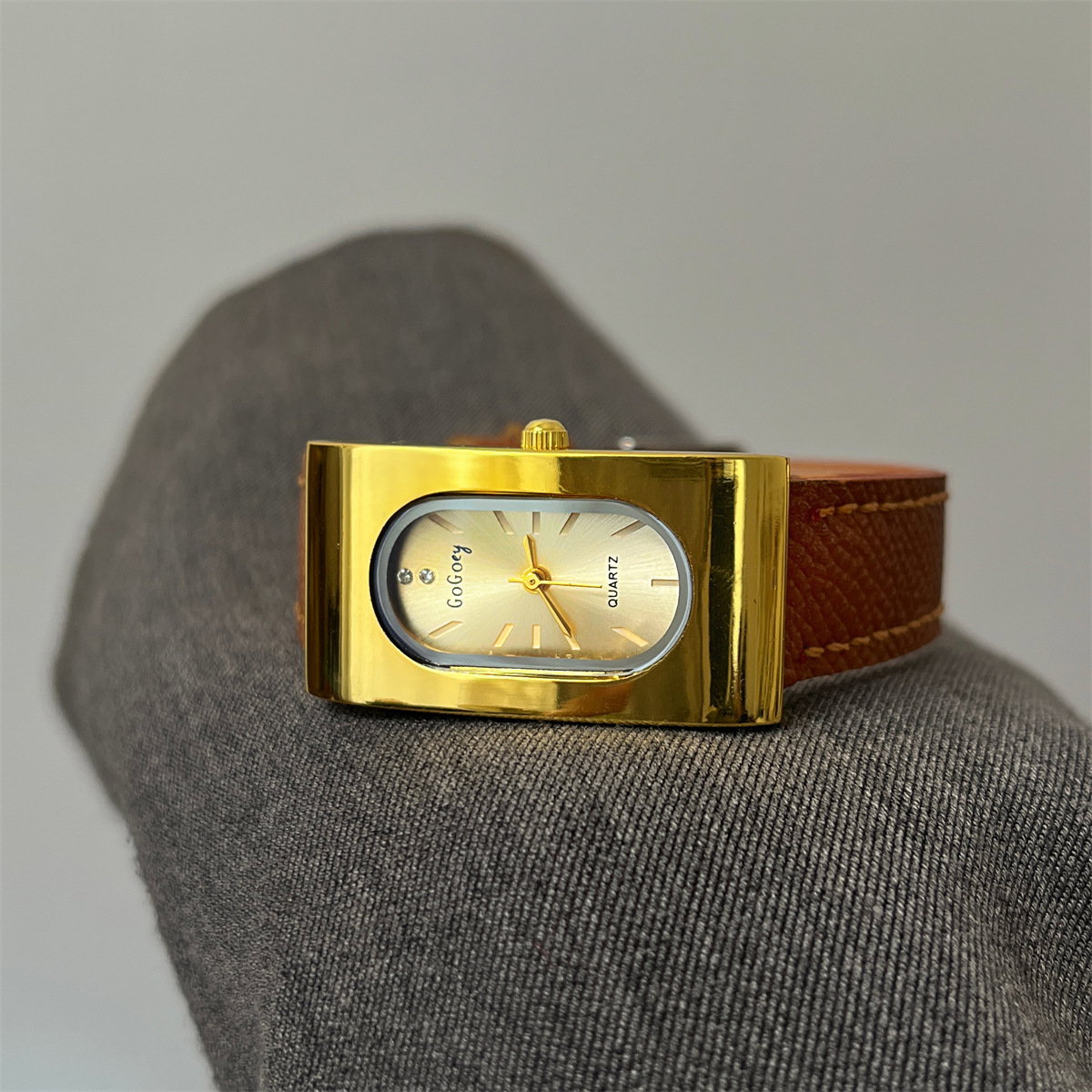 Quartz wrist watch _3