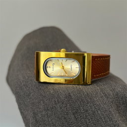 Quartz wrist watch 
