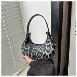 Underarm shoulder bag