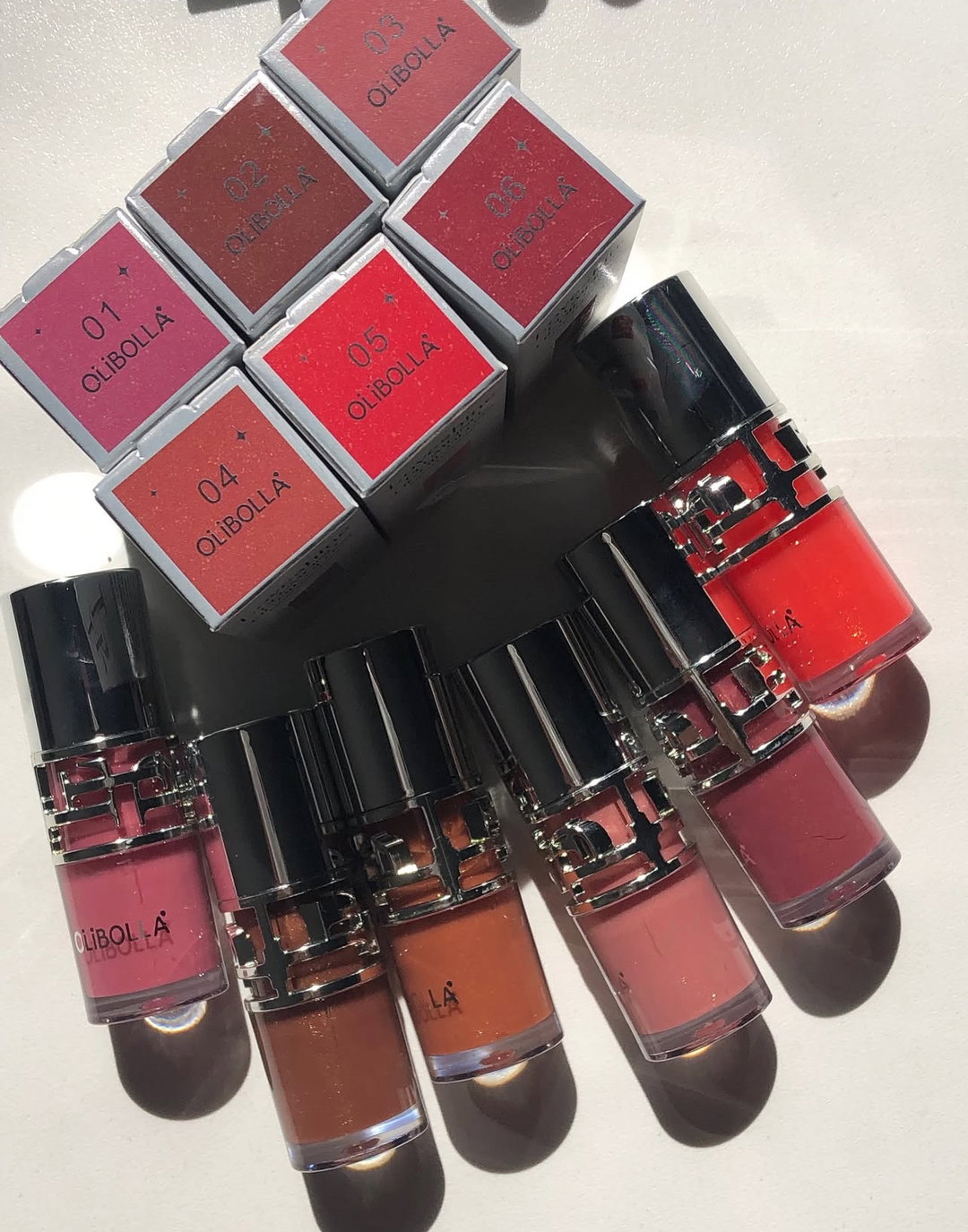 Gloss olibolla 