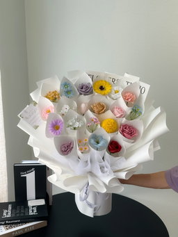 Classic One Year One Bloom Soap Flower Bouquet 