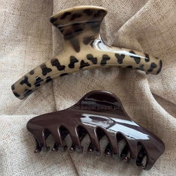 Hair clips/Claws