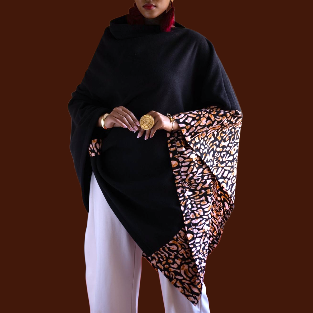 Ascili Popping Poncho - Black (animal print)