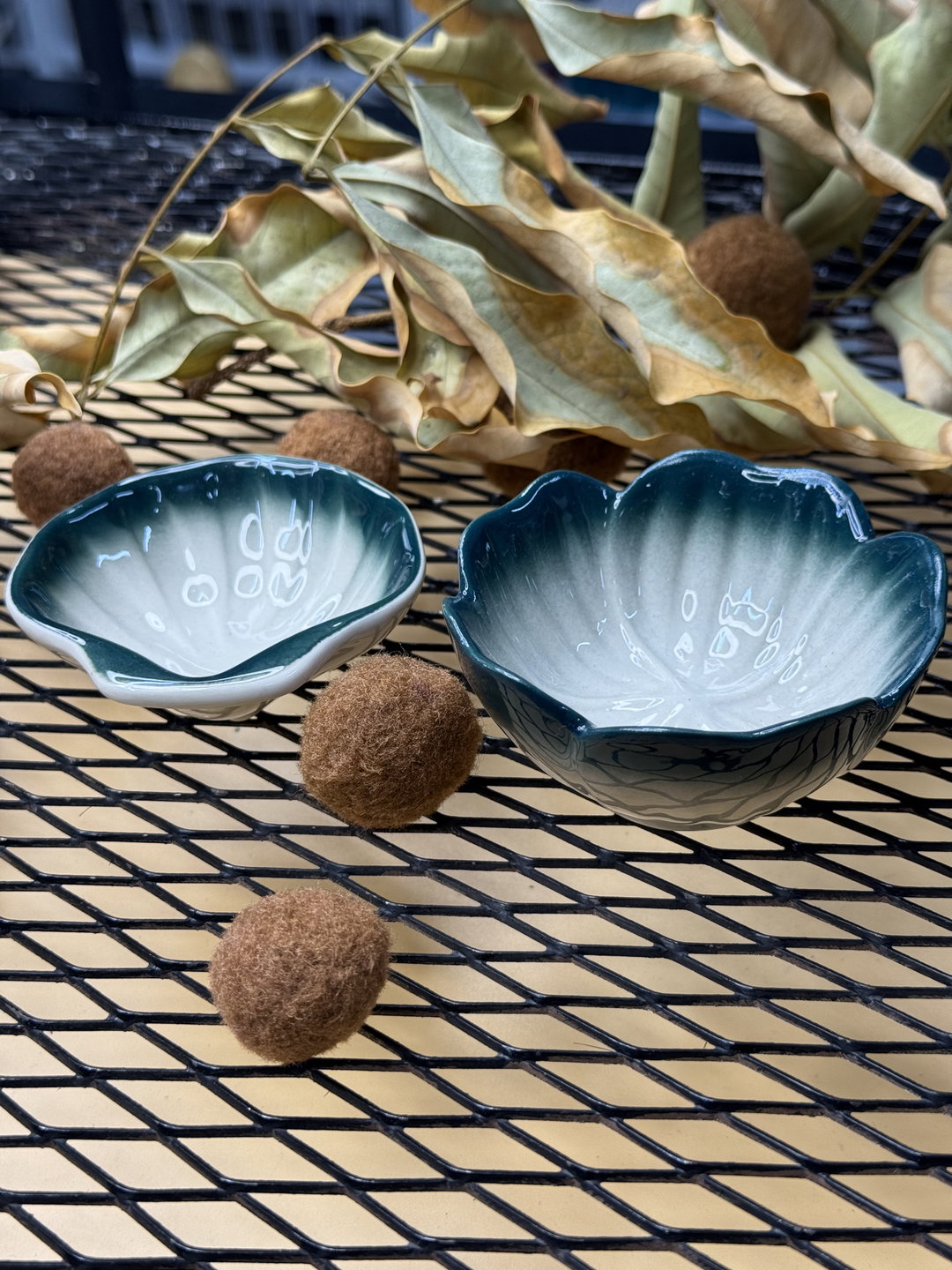 Saucers For Oil Container Plate