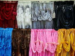 Cortinad de organza con cenefa 