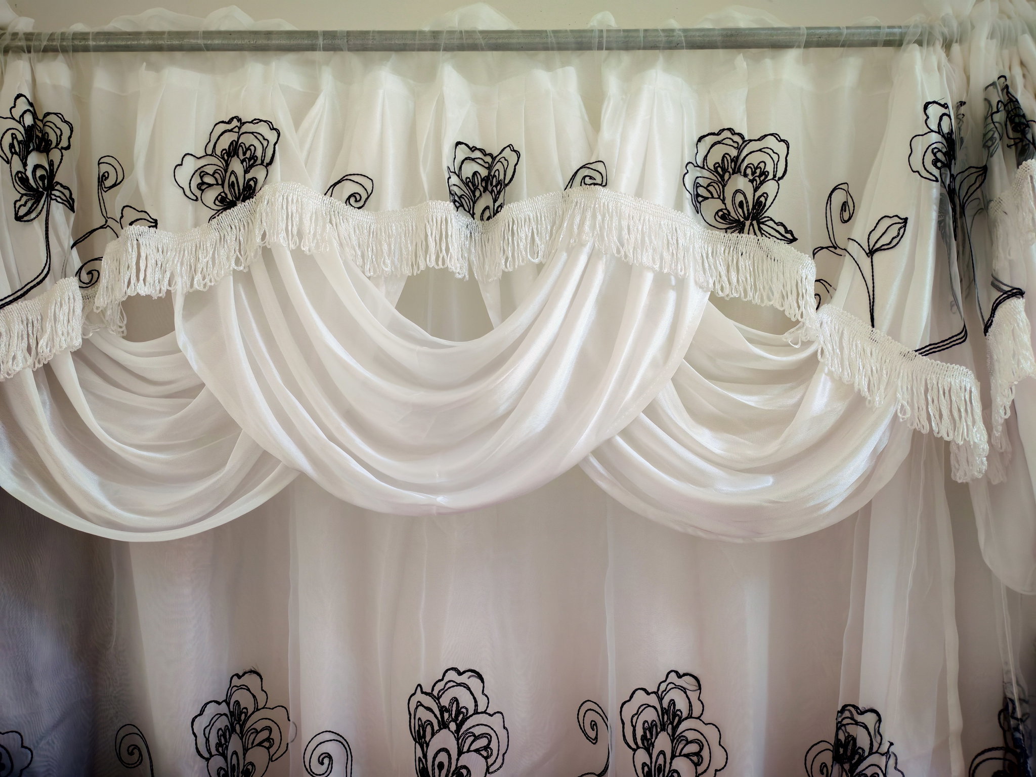 Cortinad de organza con cenefa _3