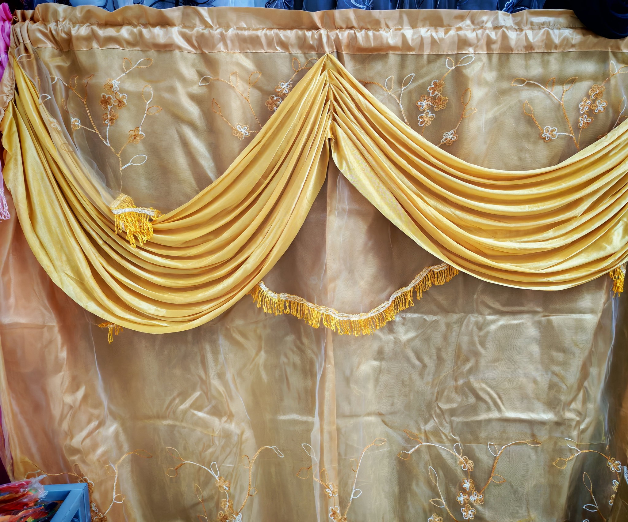Cortinad de organza con cenefa _5