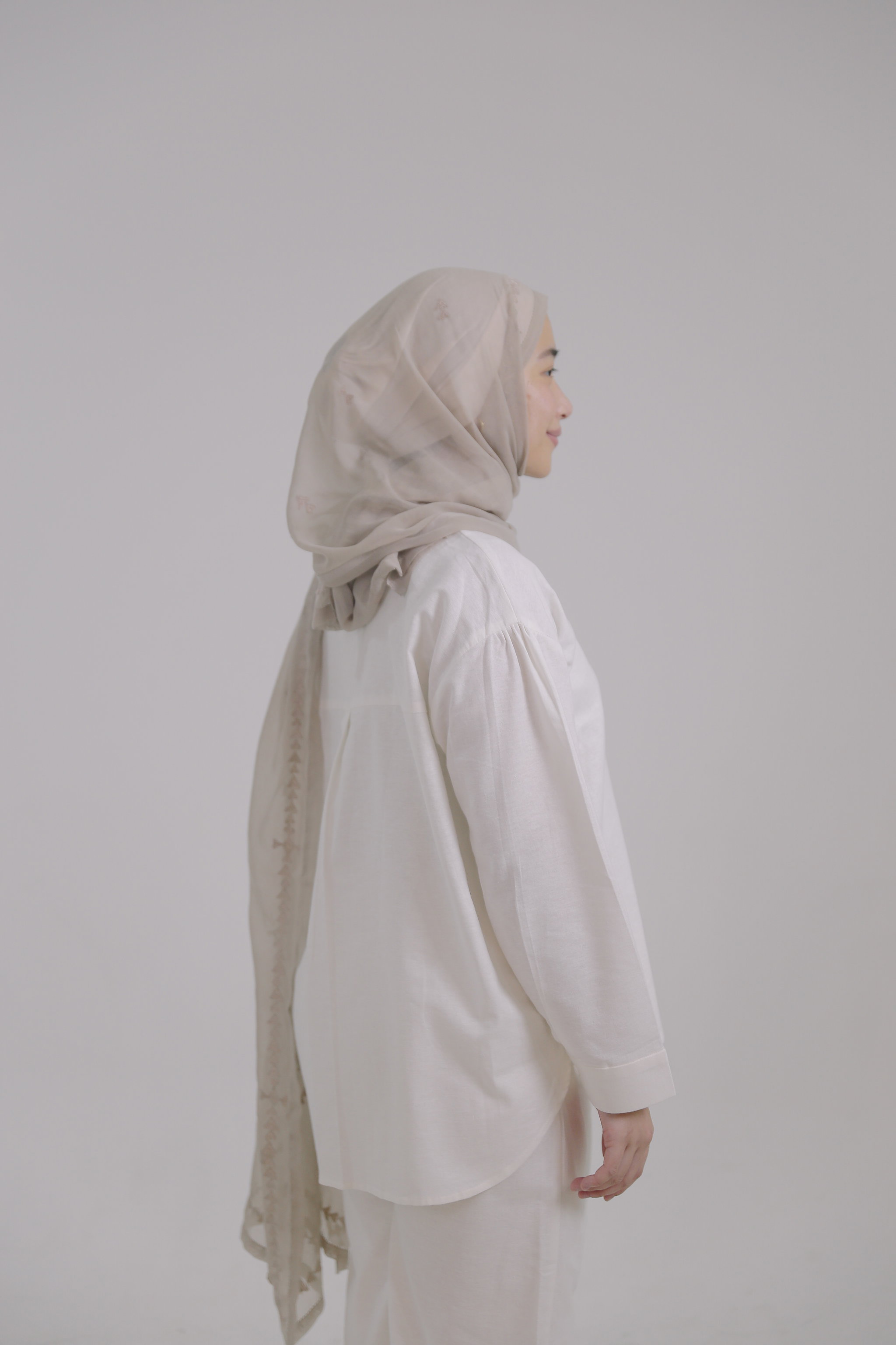 Arima Set in White_4