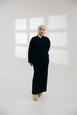 Arima Set in Navy