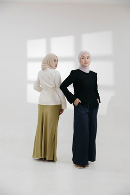 Aurelia Top in Black