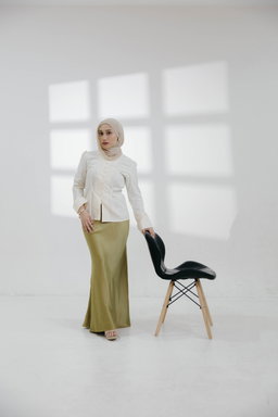Aurelia Top in Ivory