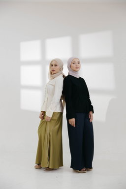 Aurelia Top in Ivory