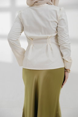 Aurelia Top in Ivory