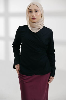 Ayla Top in Black