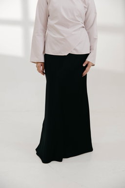 Adara Skirt in Black