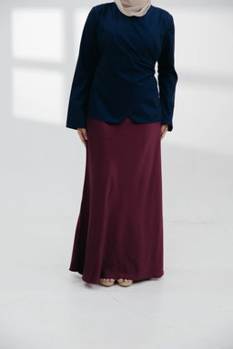 Adara Skirt in Maroon