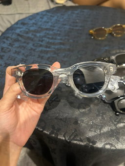 แว่นตากันแดด🕶️ กรองแสง ☀️ใส่เก็บทรงงับน้อนๆ💖พร้อมกล่อง⚡️