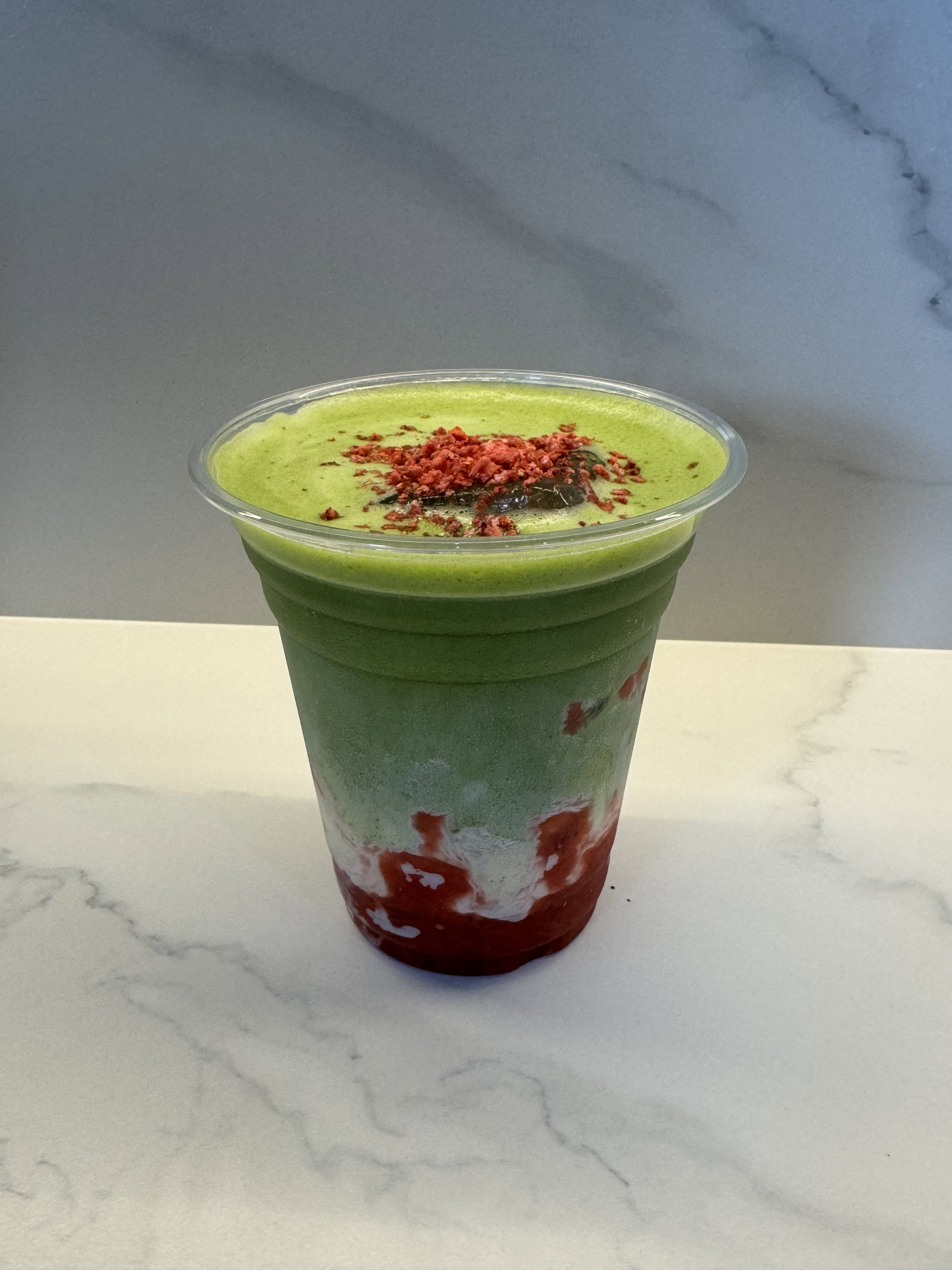 Iced Strawberry Matcha Latte_0