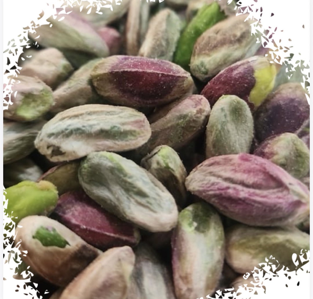 Raw shelled pistachio فستق حلبي بوز