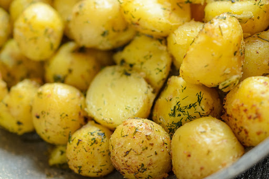 Papas salteadas con romero y mantequilla_0