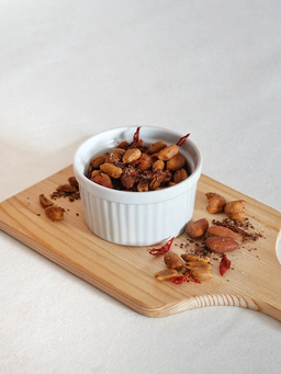 Mala Spiced Nuts (180g)