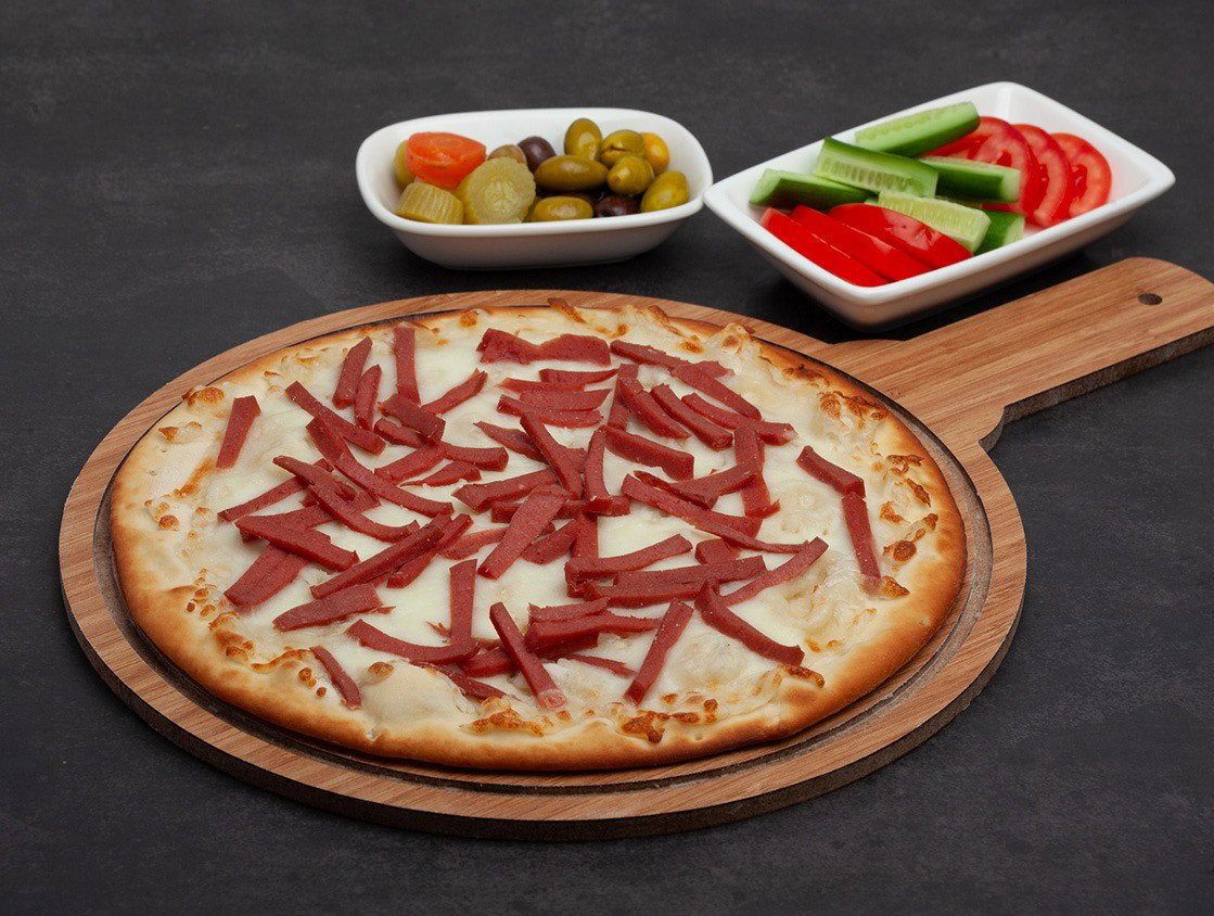 Mortadella with Cheese المرتديلا مع اللحم_0