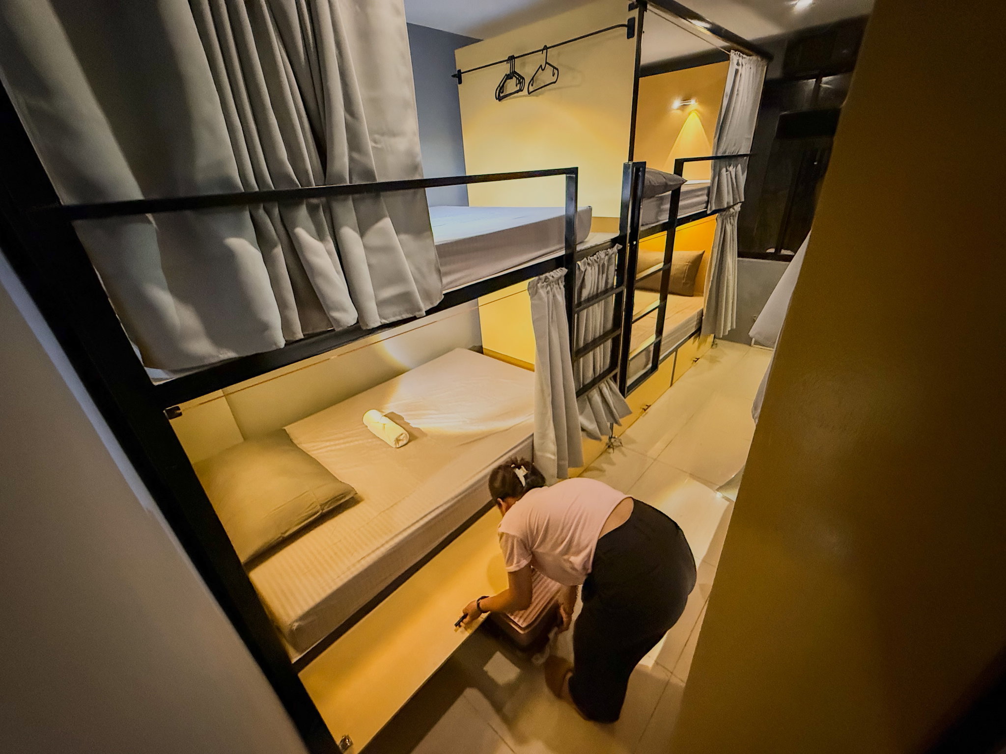 Double Bed (Mixed Genders, Max 2 pax)_4