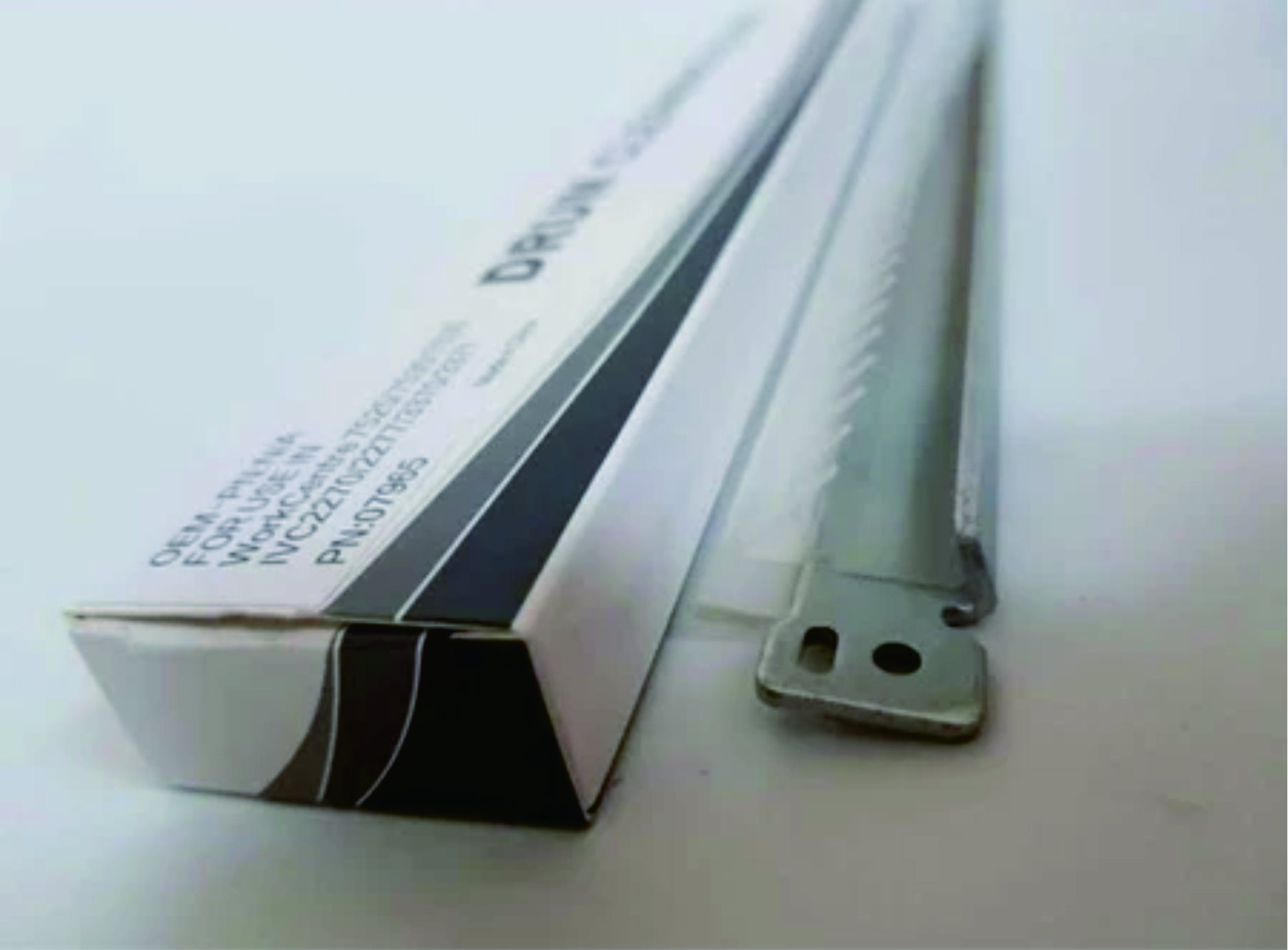 CLEANING BLADE DRUM XEROX 2270/3370/4470/5570/6670/7770/3375/4475/5575/6675/7775_0