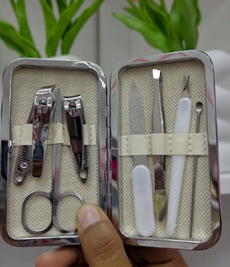 Manicure set