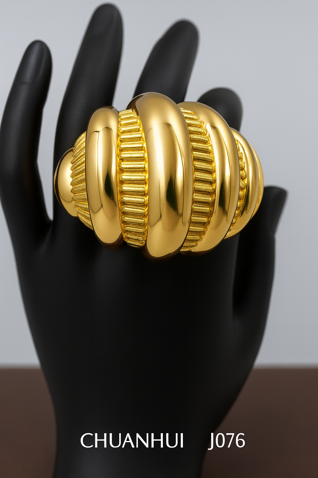 Bold Luxury Gold Statement Ring - J076_0