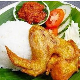 Nasi Ayam Penyet Wings Merah
