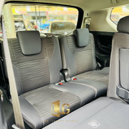 T02  - Toyota INNIVA X